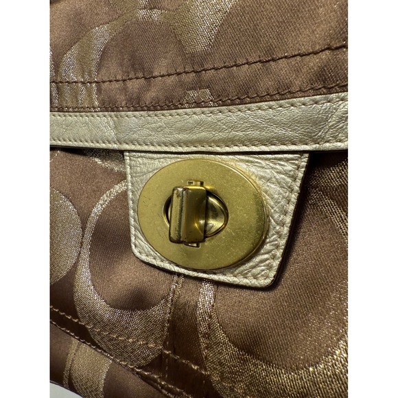 Coach Hampton Signature‎ C Logo Tote + Matching Wallet - Picture 3 of 16